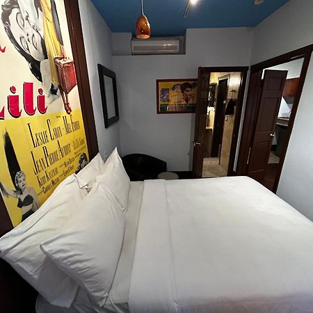 Chelsea Pines Inn Ню Йорк Екстериор снимка